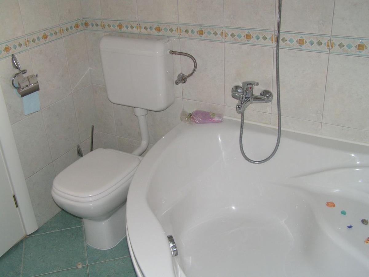 1 Apartmant & 1 Delux Room With Bathroom Дубровник Номер фото
